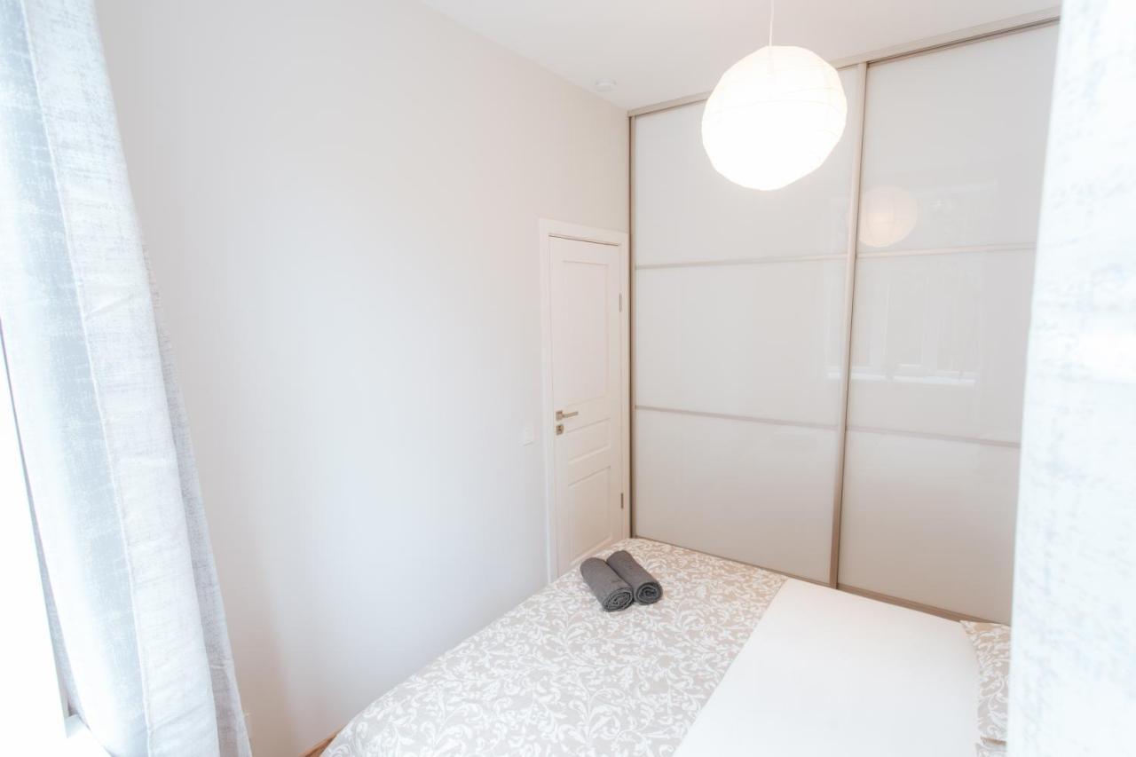 Central Comfort At Hanzas Residence, Stay Near Cafes, Bars, Museums & Esplanade Ρίγα Εξωτερικό φωτογραφία